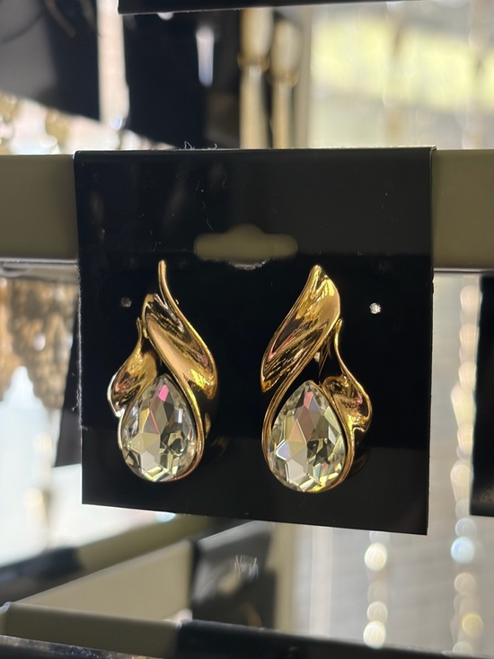 Jewelry - Boho Glam Gold Teardrop Crystal Earrings - Women Jewelry